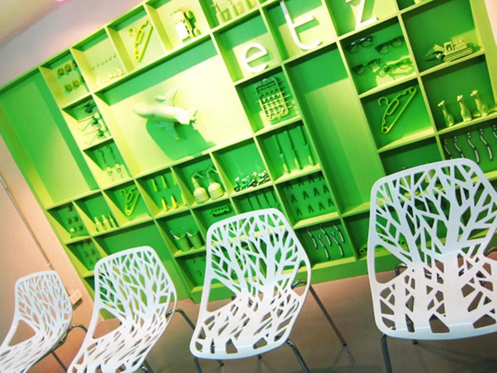 Jellybean Ezy Hostel Sathorn Бангкок Екстер'єр фото